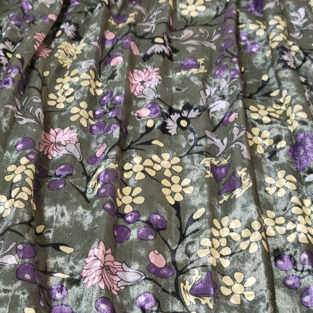 ModCloth Floral Pleated  Green Velvet Skirt 1X Gold Waistband Retro Fairycore - Picture 8 of 16